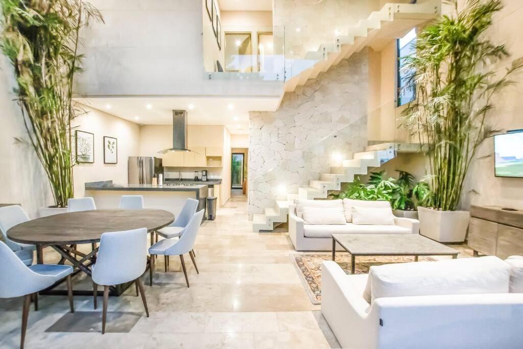 Luxurious Villa, 5 Bedroom Private Pool & Concierge Service Tulum
