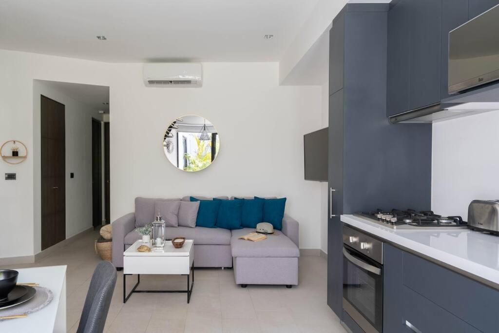 Apartment Sunsetviewph+privpool+near Beach&town+rooftop+50mb