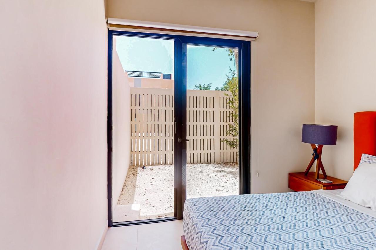 Peachy Palms At Tao Edena, Unit G1 Apartment