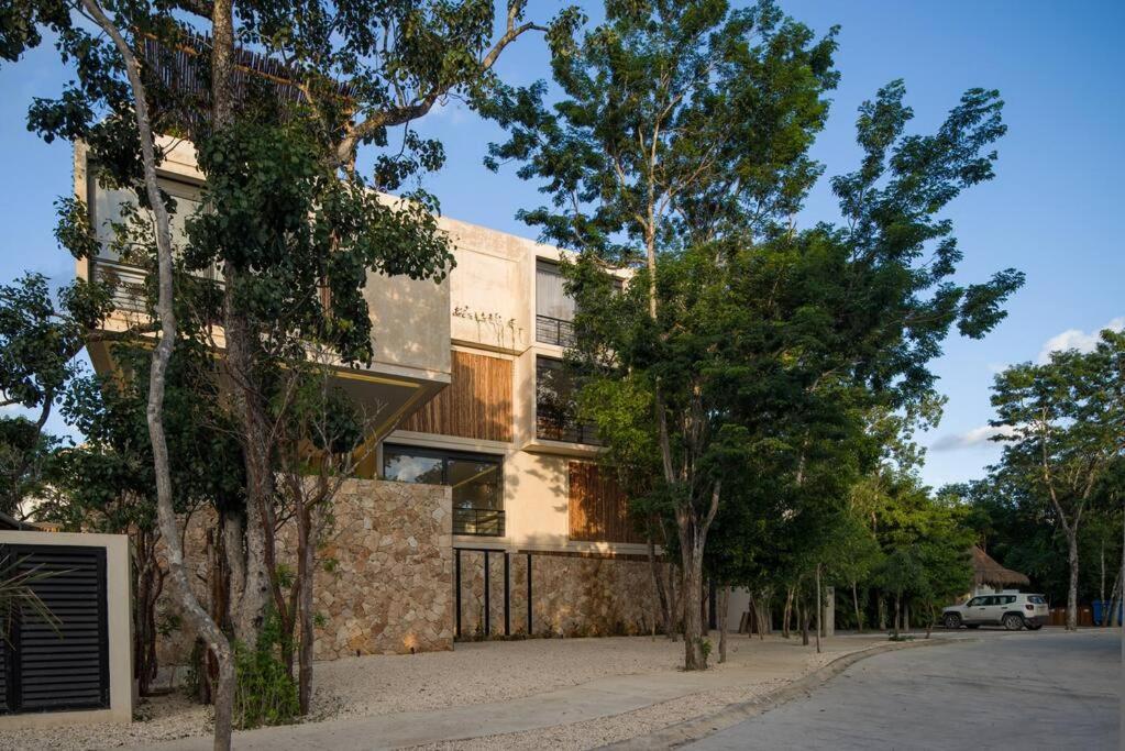 Beyond Amazing 3bd 2br/ Balcony Apartment Tulum