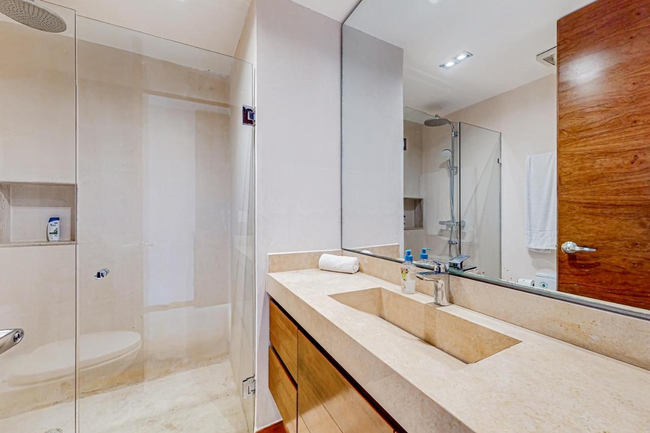 Blue Vistas 226 At Bungalows Village, Aldea Zama *