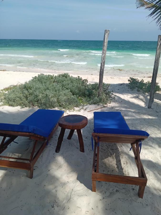 Playa Lakin-ha Beachfront Cabins Tulum