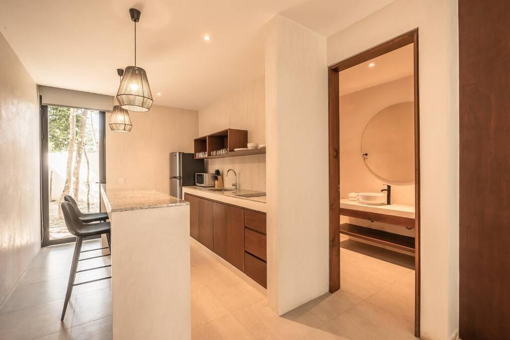 Cozy Studio, Pool, Great Location