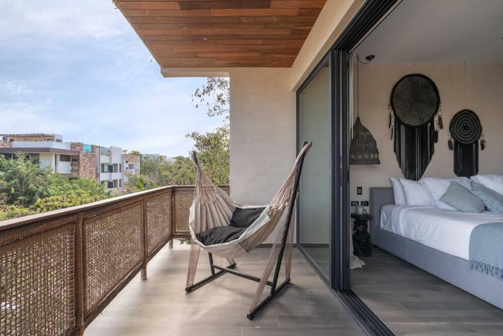 20 Guests 5 Min Beach+rooftop Pool Jacuzzi
