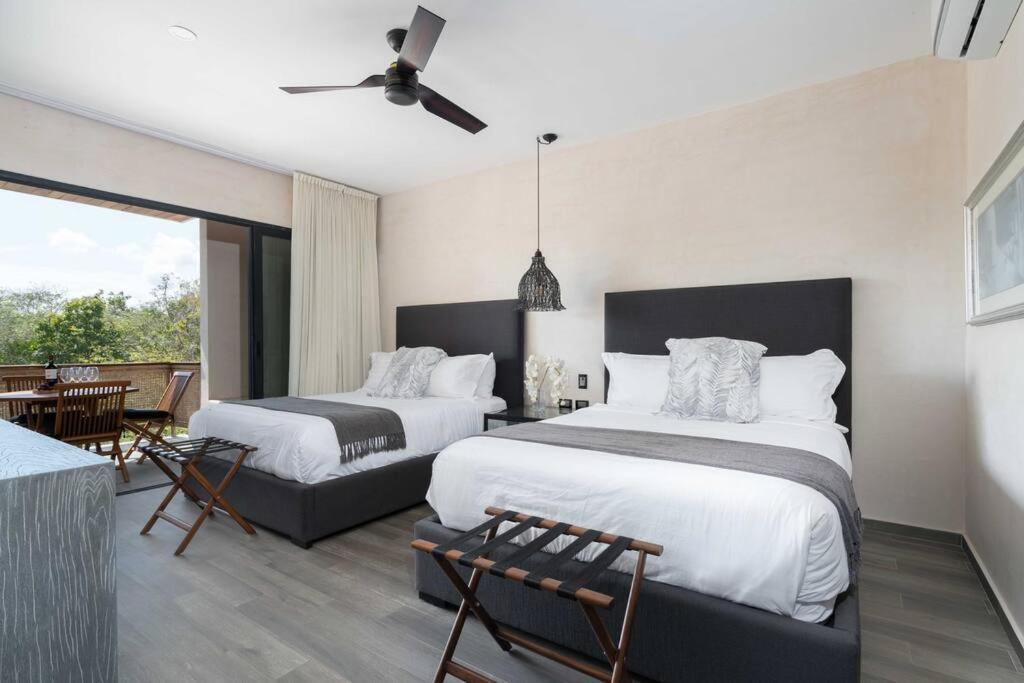 20 Guests 5 Min Beach+rooftop Pool Jacuzzi Villa Tulum