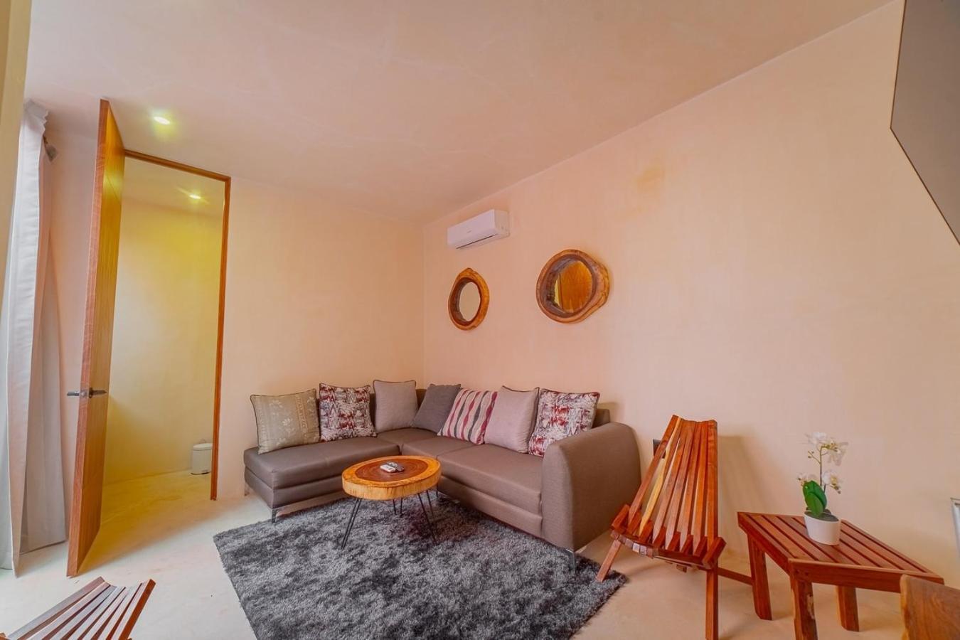 Pool Mayan Culture 2bd Beachlife Apartment Tulum