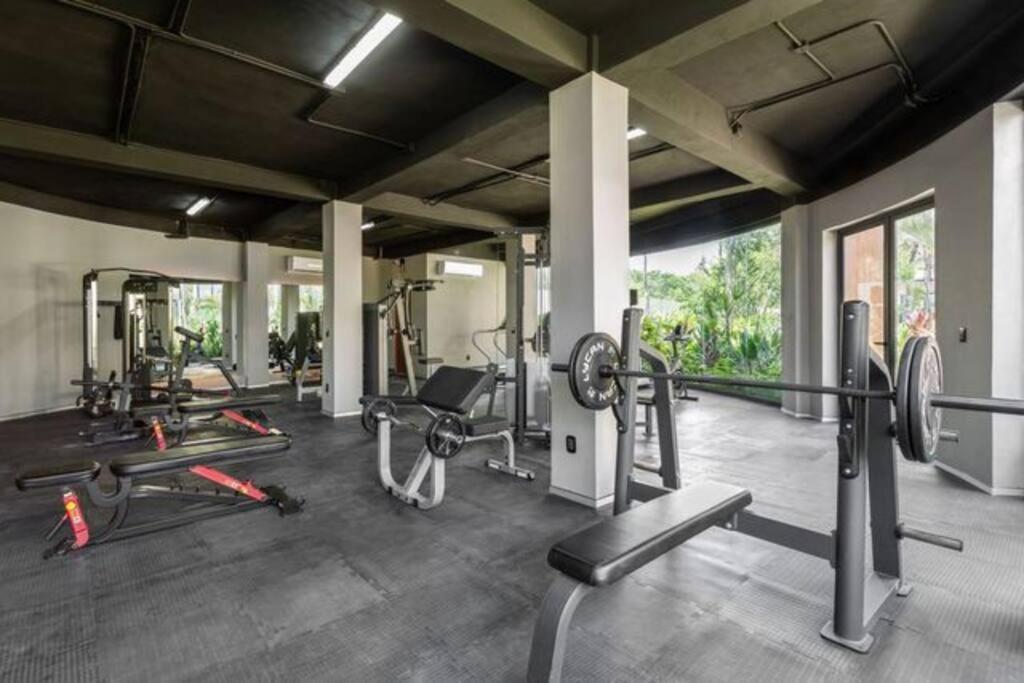 New Charming With Terrace Apartment