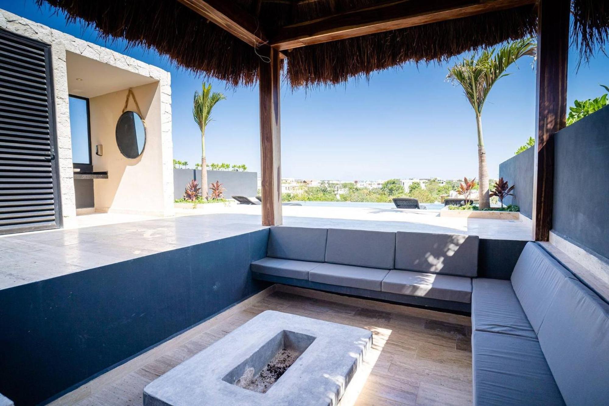 Apartment Great Location Amazing Rooftop Pool