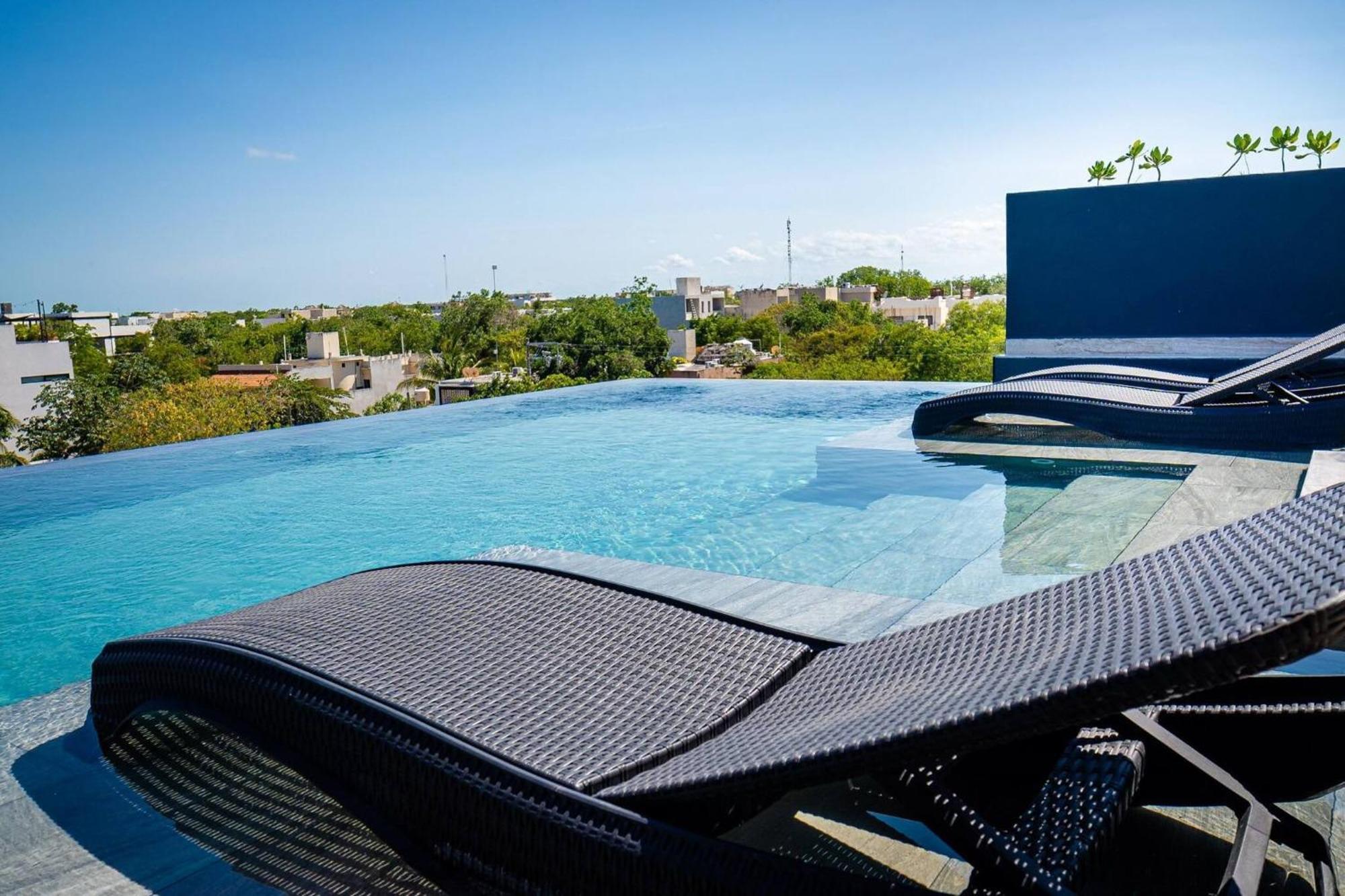 Apartment Great Location Amazing Rooftop Pool