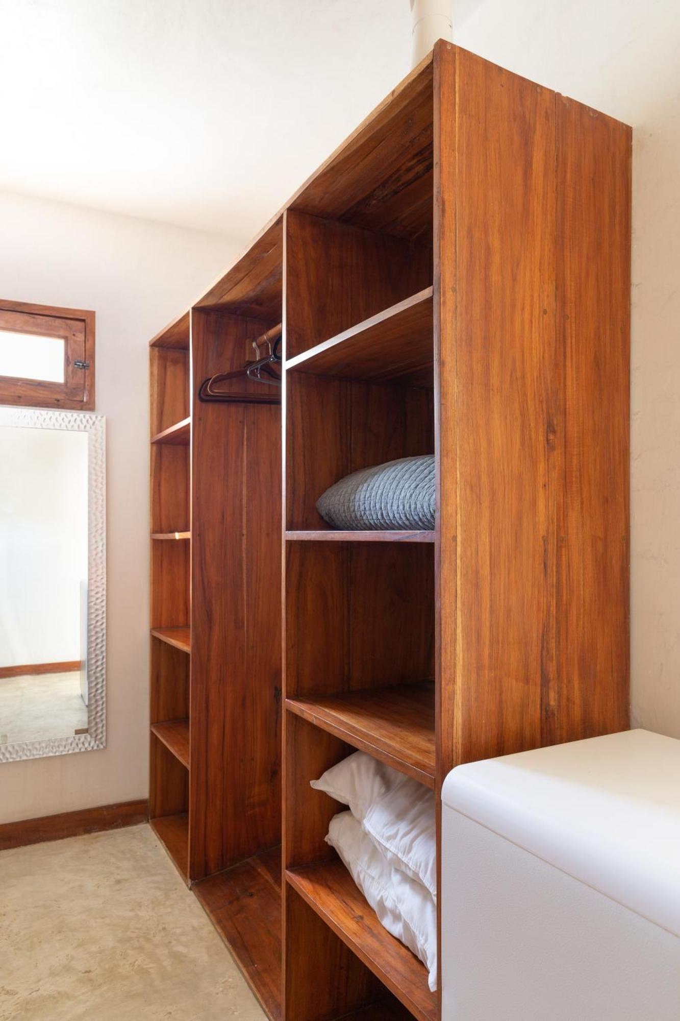 Privada 8 Villa *