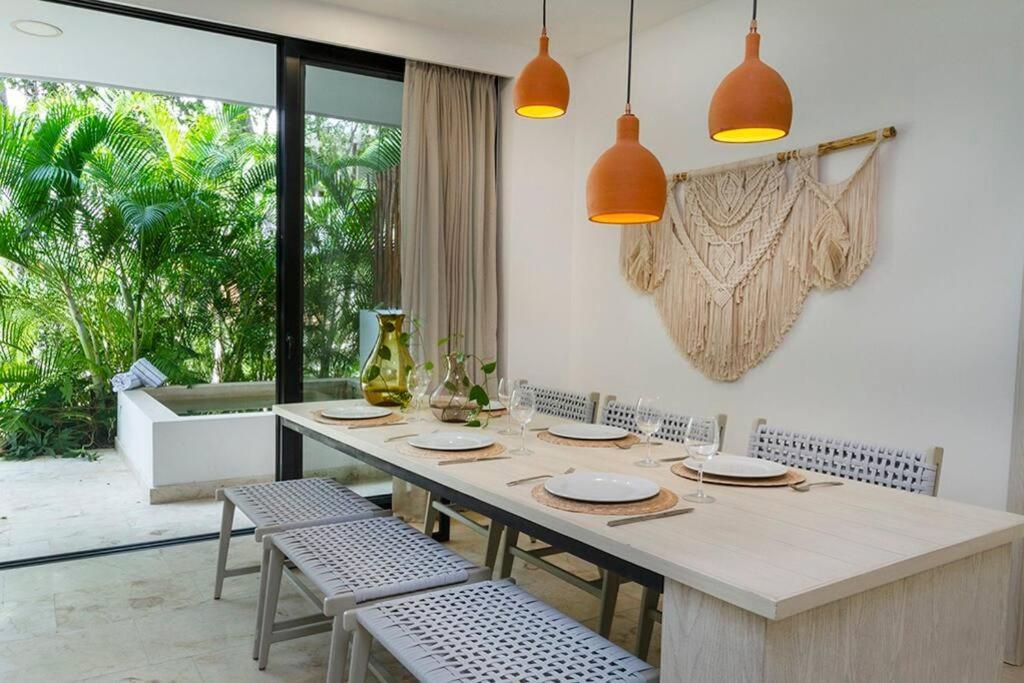 Apartment 2 Bedroom + Private Pool And Roof Top Terrace