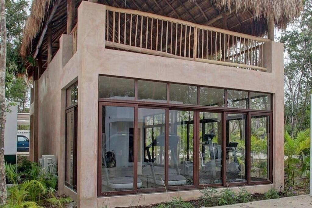 Serene Private Rooftop Jacuzzi Penthouse 2 Pools 5 Min To + Gym Apartment *