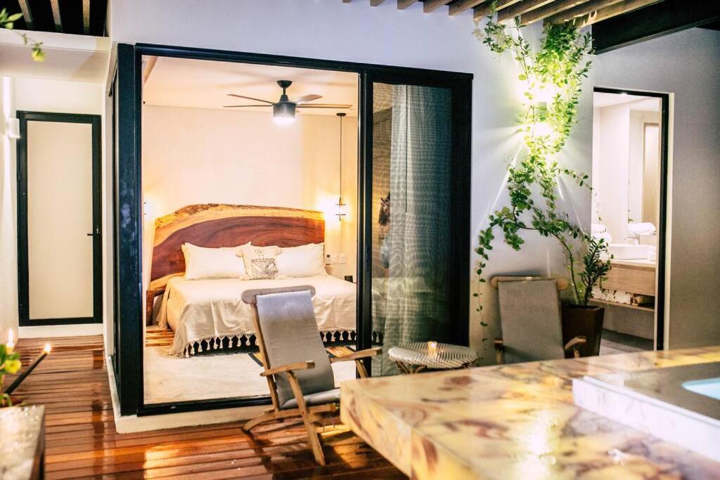 Romantic Roof Penthouse! Bbq And Priv. Pool Apartment