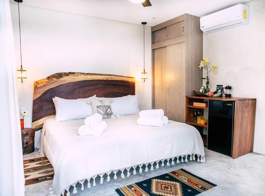 Romantic Roof Penthouse! Bbq And Priv. Pool Apartment