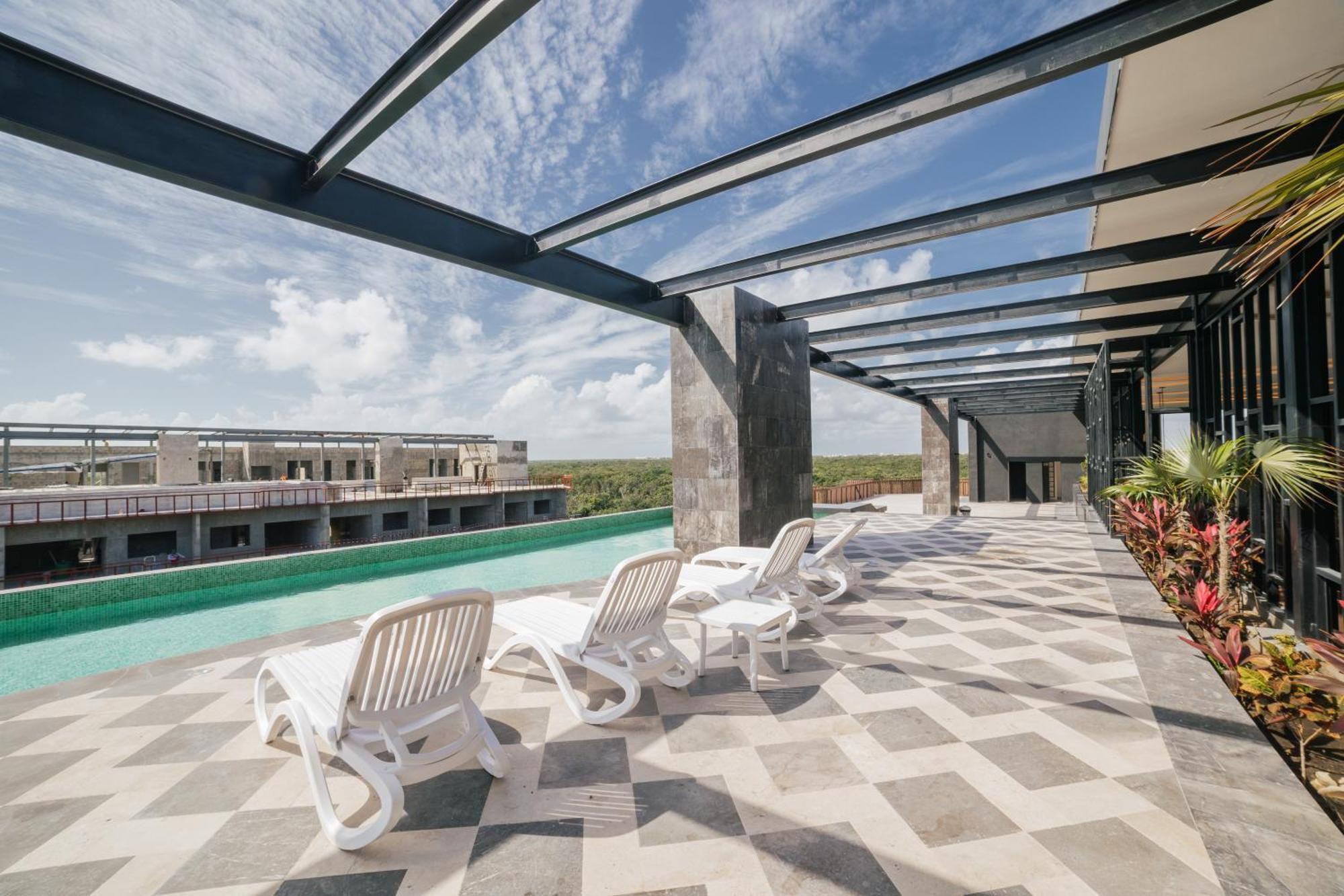 Studio/hotel Zone/infinity Pool/amira-203b By Sandy Powerpul Apartment *