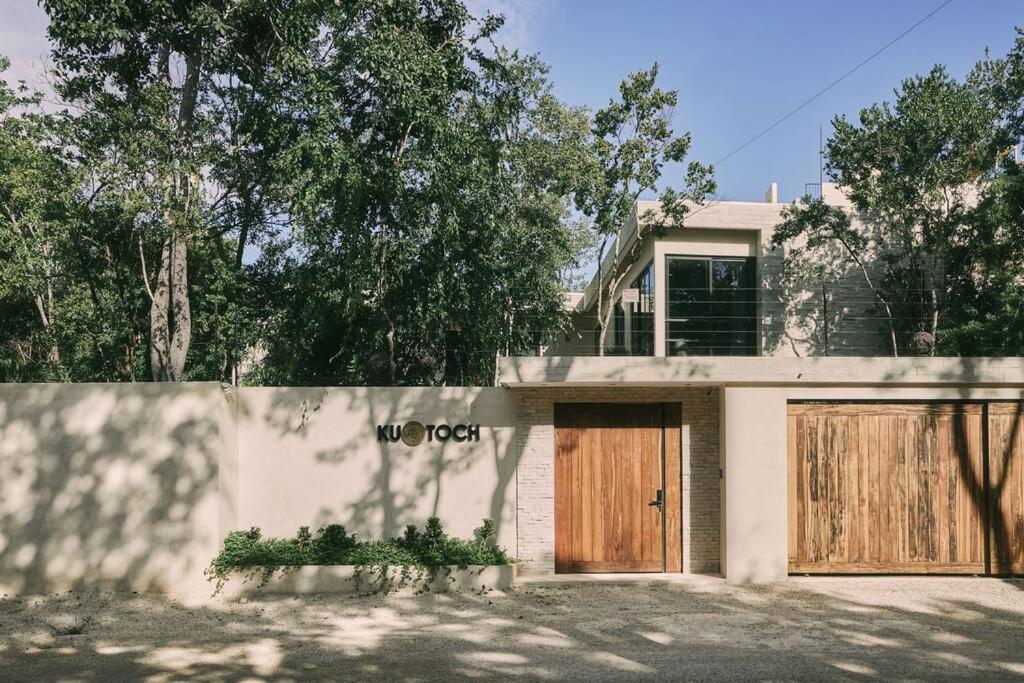 Kuotoch Jungle Retreat-chef & Yacht