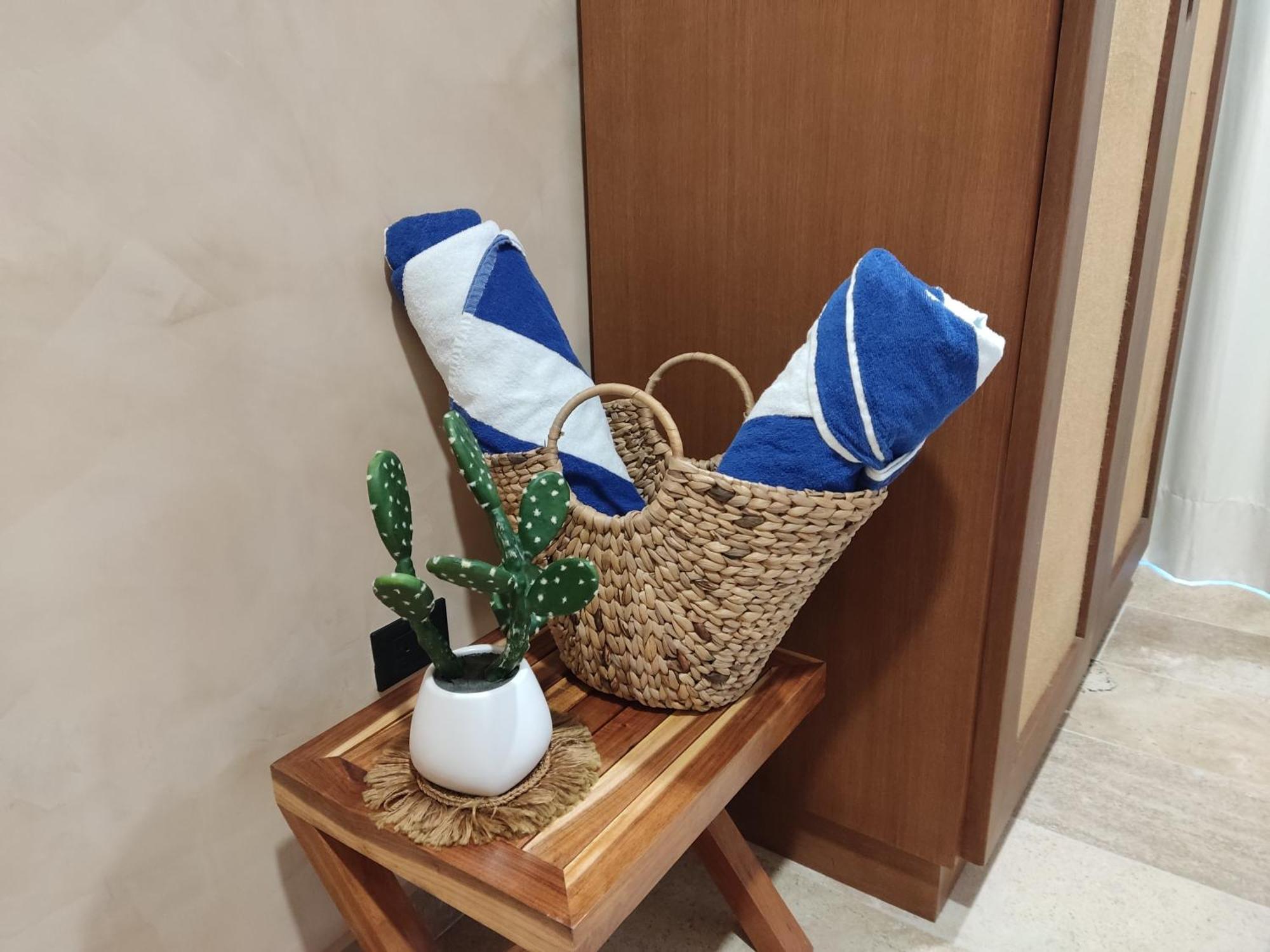 New Modern 1bdr - Access Apartment Tulum