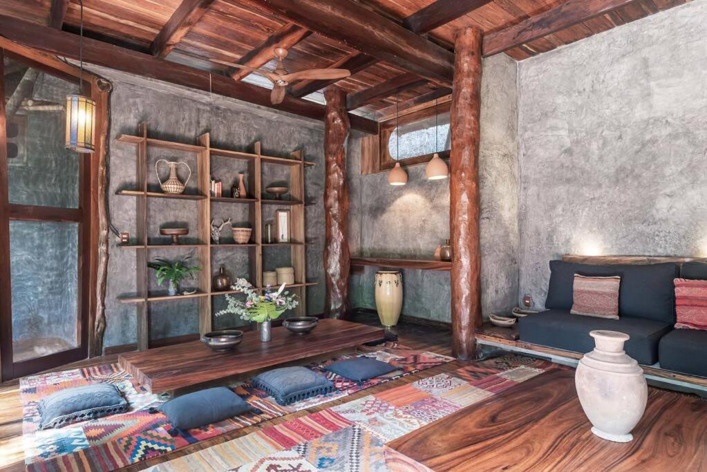 Stunning Jungle Treehouse With Lakefront & Beachside Сasa de vacaciones