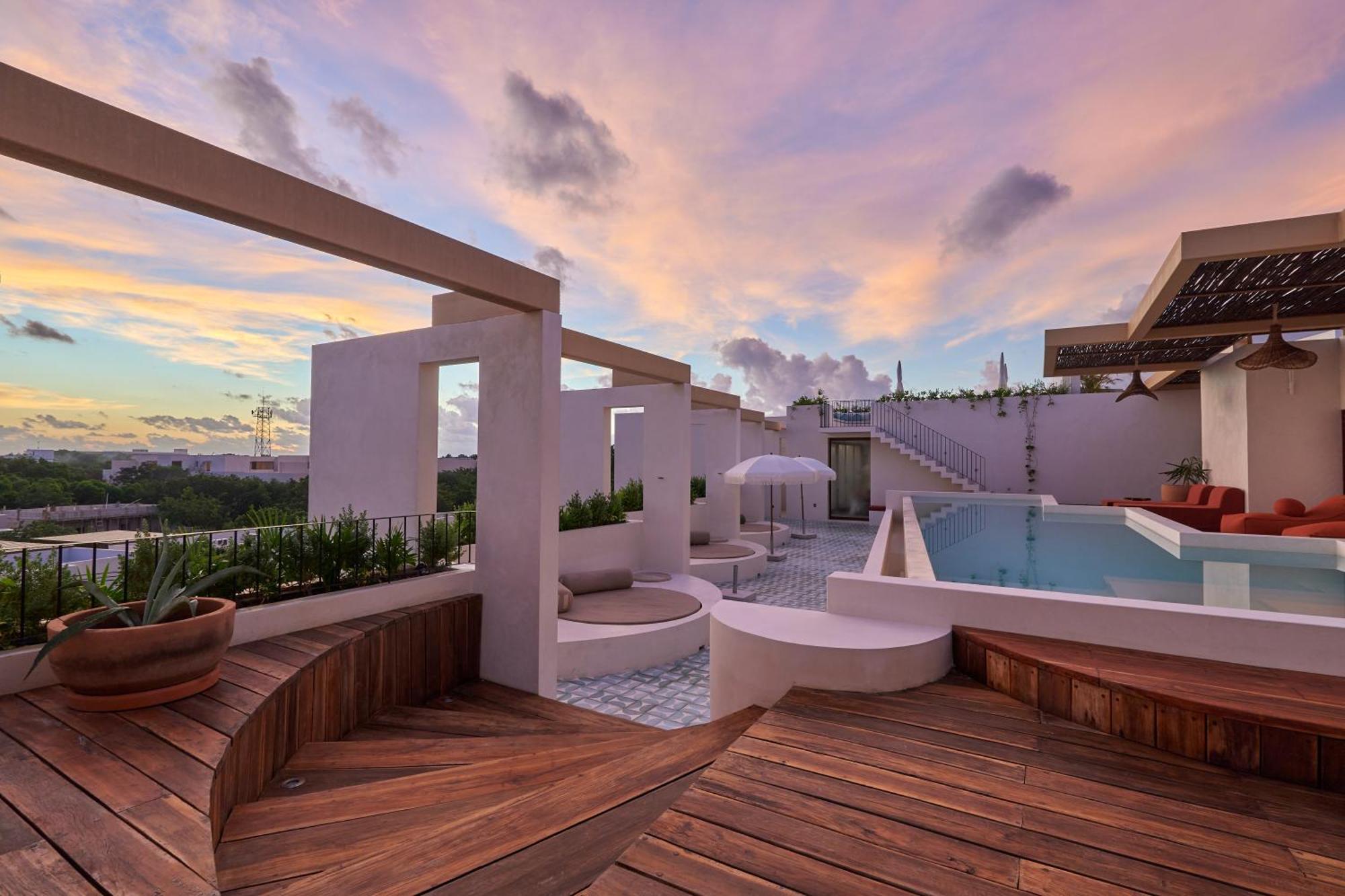 Stylish Studio In La Veleta With Private Balcony, Rooftop Pool And Terrace Apartment