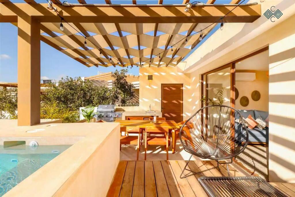 Private Pool Penthouse In 3 Bedrooms. Apartment Tulum