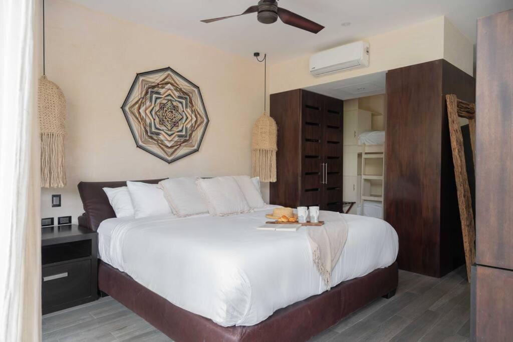 20 Guests 5 Min Beach+rooftop Pool Jacuzzi Villa Tulum