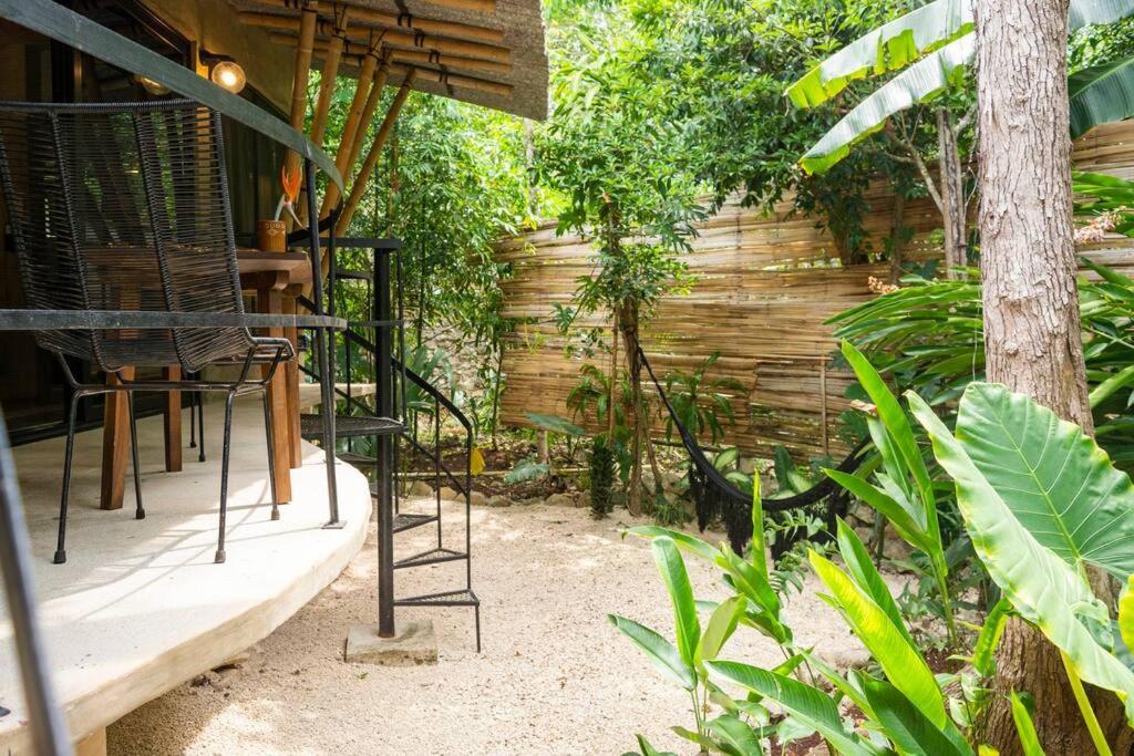 Zen Canto Tuuch :: May The Jungle Be With You Holiday home