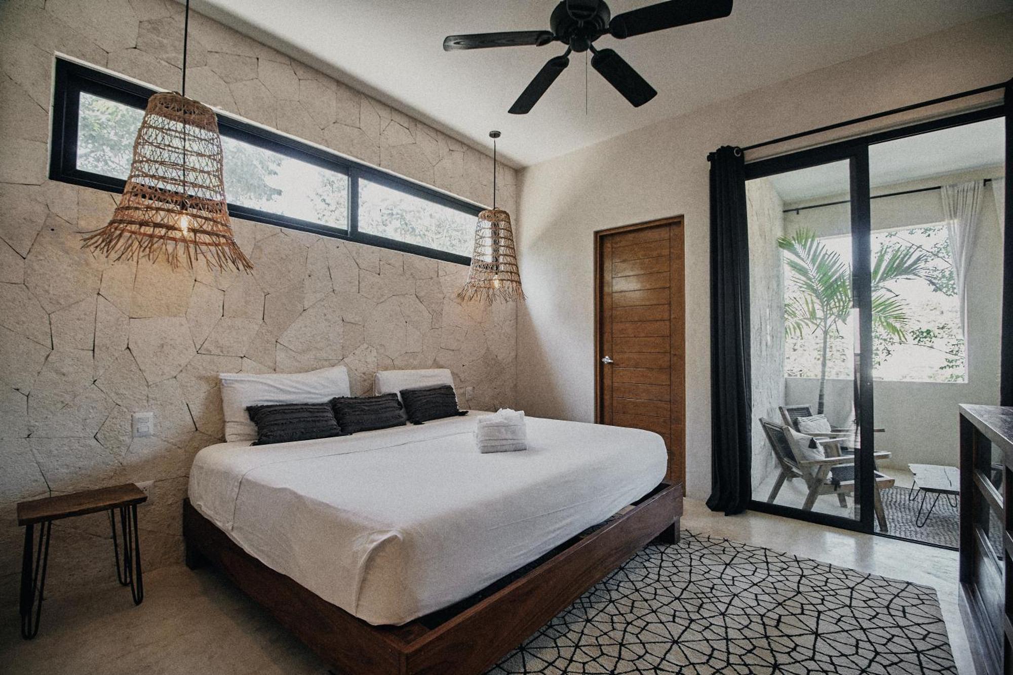 Yax'na House Luxury 240m2 - 12 Persons - 6 - 2 Swimming Pool - 3 Jacuzzis Pousada *