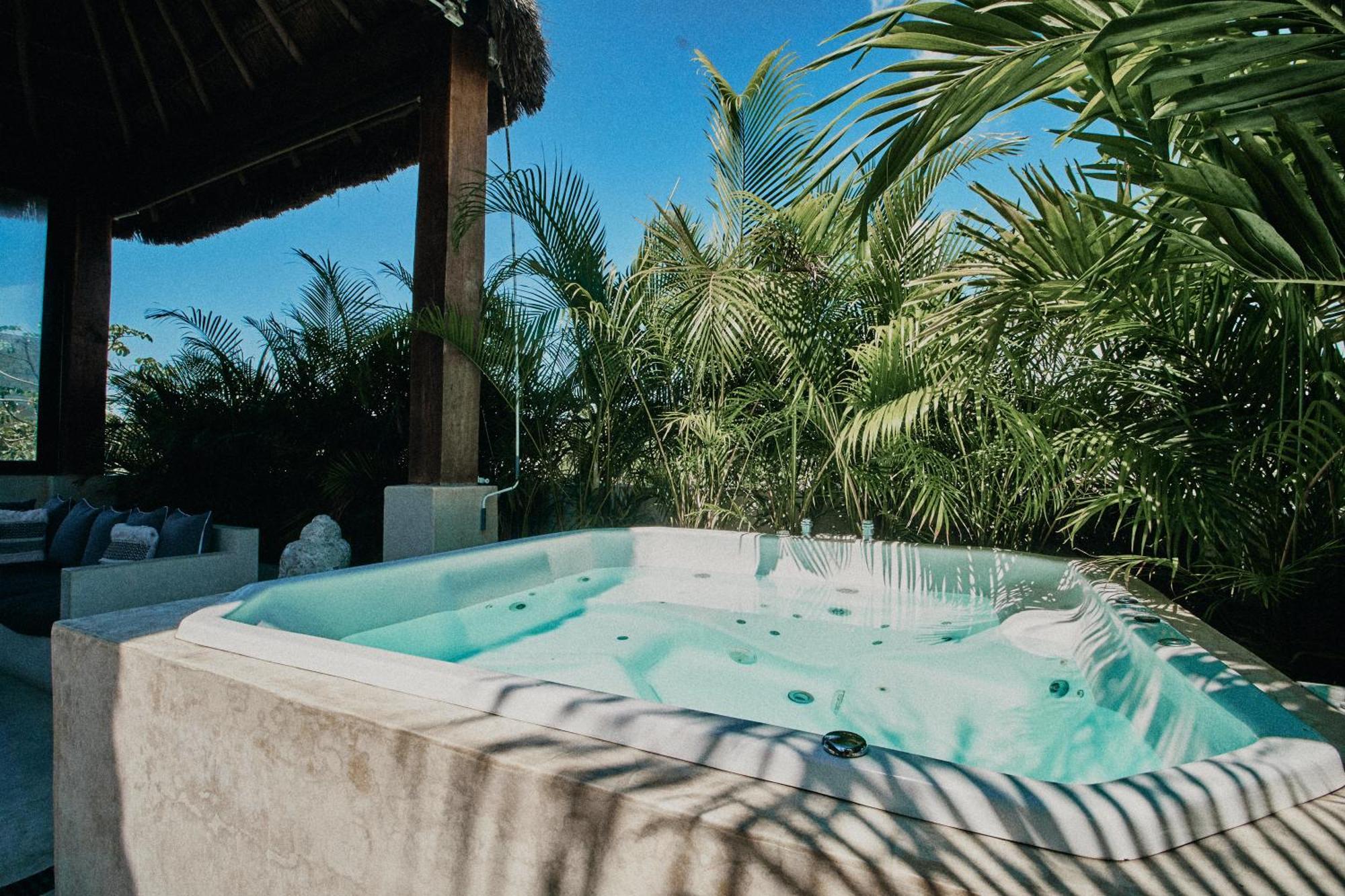Pousada Yax'na House Luxury 240m2 - 12 Persons - 6 - 2 Swimming Pool - 3 Jacuzzis Tulum