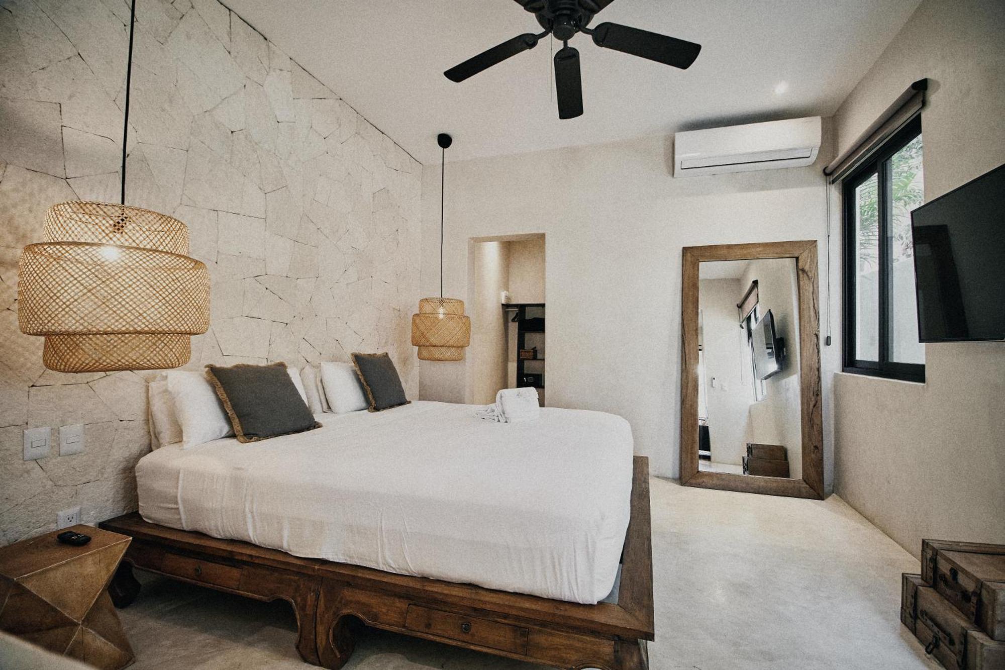 Pousada Yax'na House Luxury 240m2 - 12 Persons - 6 - 2 Swimming Pool - 3 Jacuzzis *