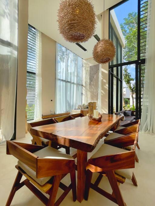 Villa Jungle-chic Luxurious