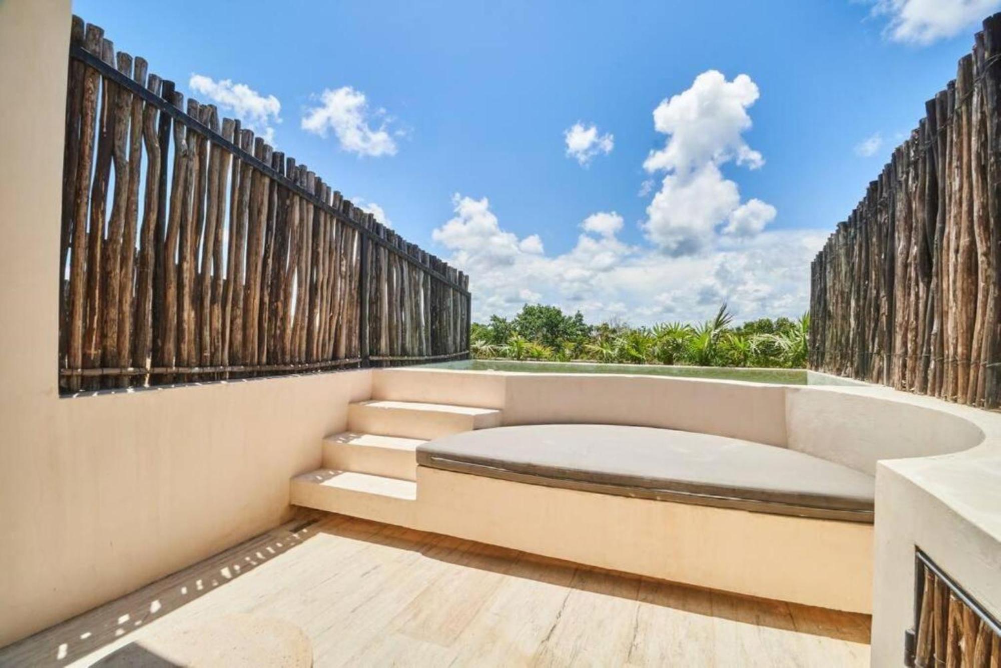 Aldea Zama Oasis: Private Pool With 24/7 Security Apartment