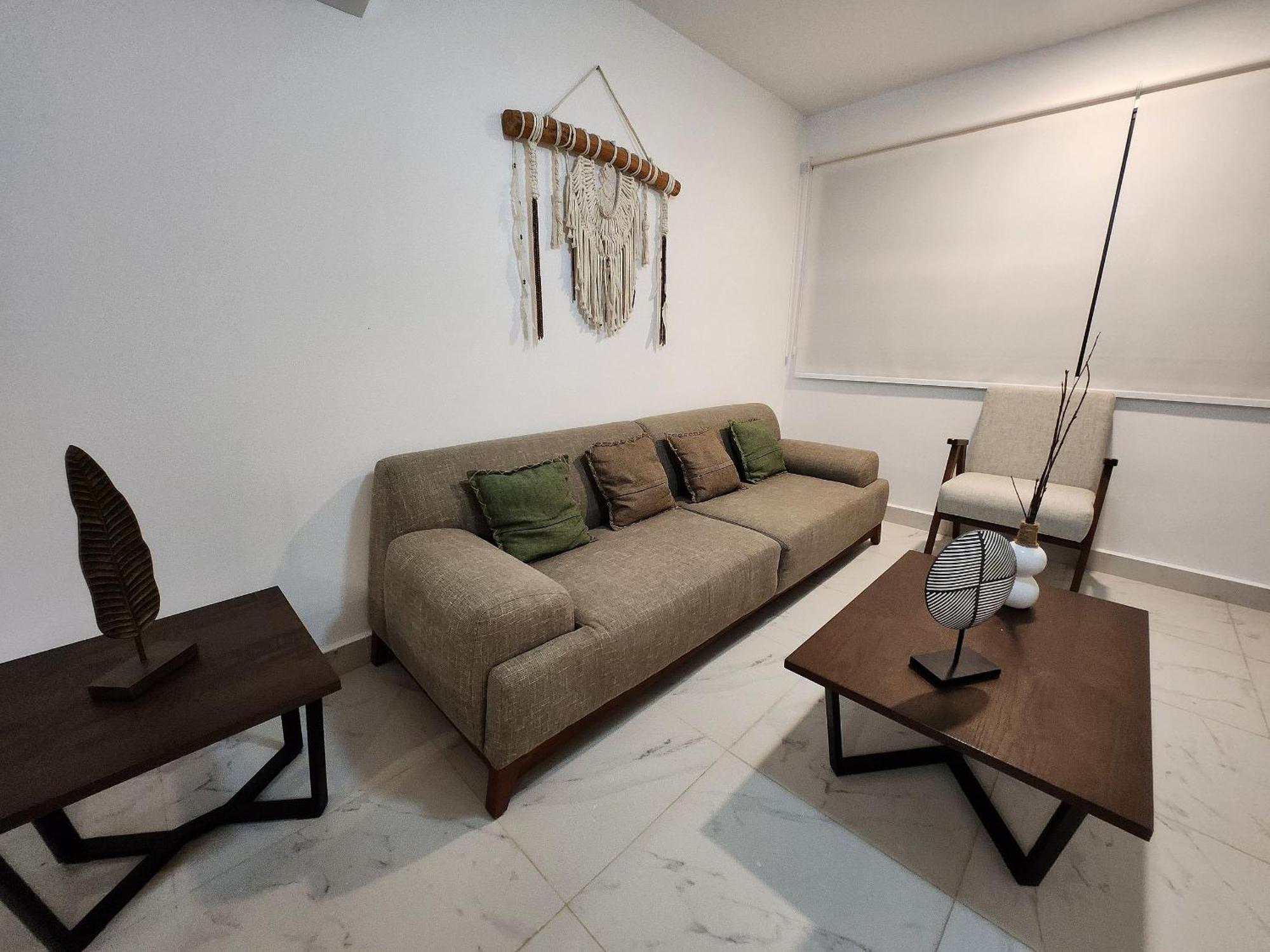 Casa Tres Recamaras: Jungle Views, Shared Pool & Prime Location *