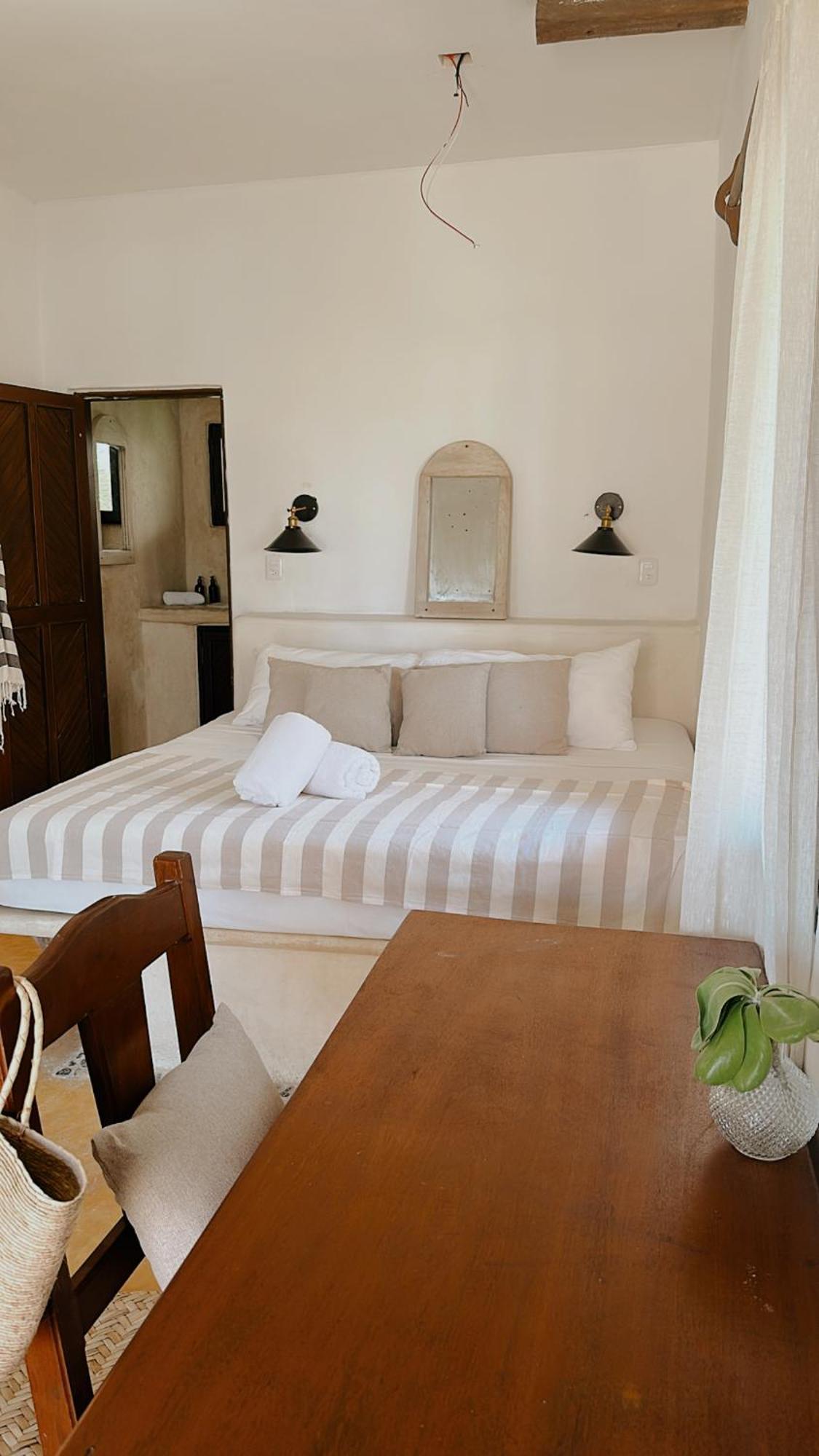 La Conchita (adults Only) 4*