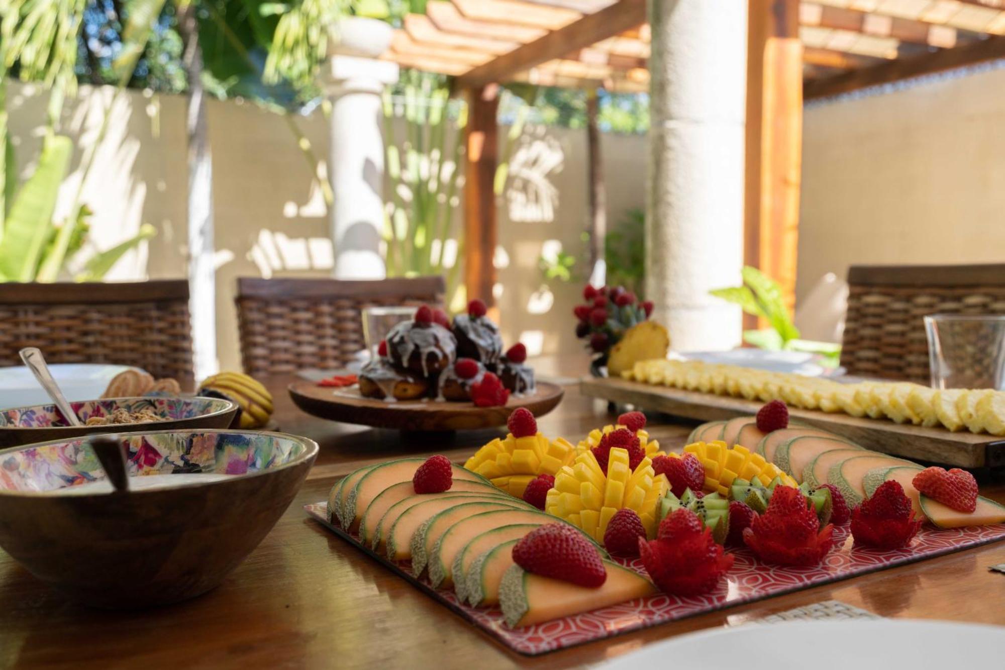 Stunning For 10-cabana-private Pool-parking *