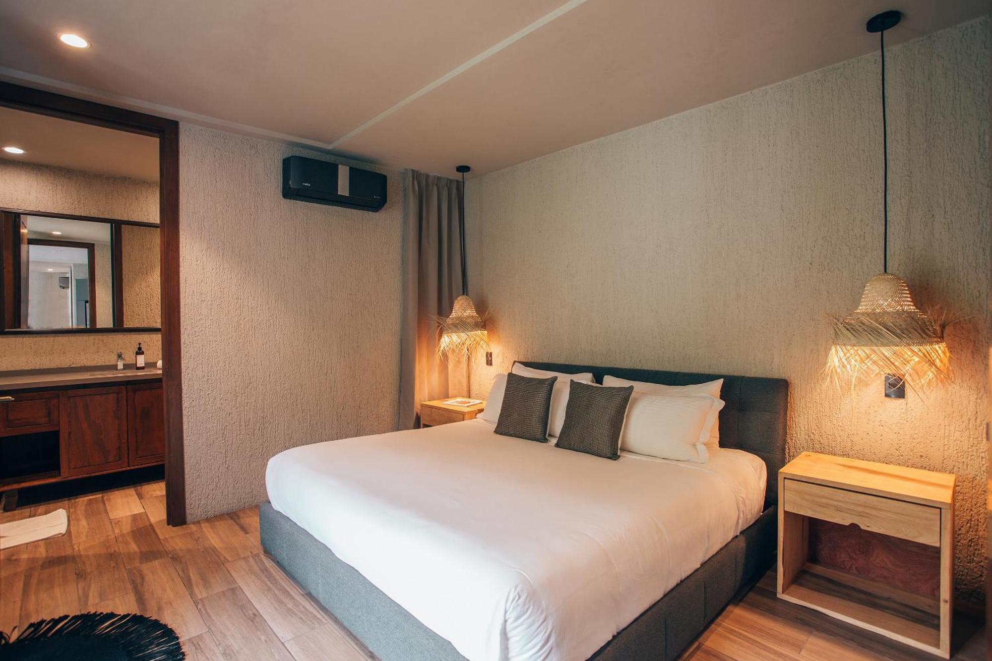 Apartamento Luxurious Oasis Jacuzzi With Art Gallery And Pool