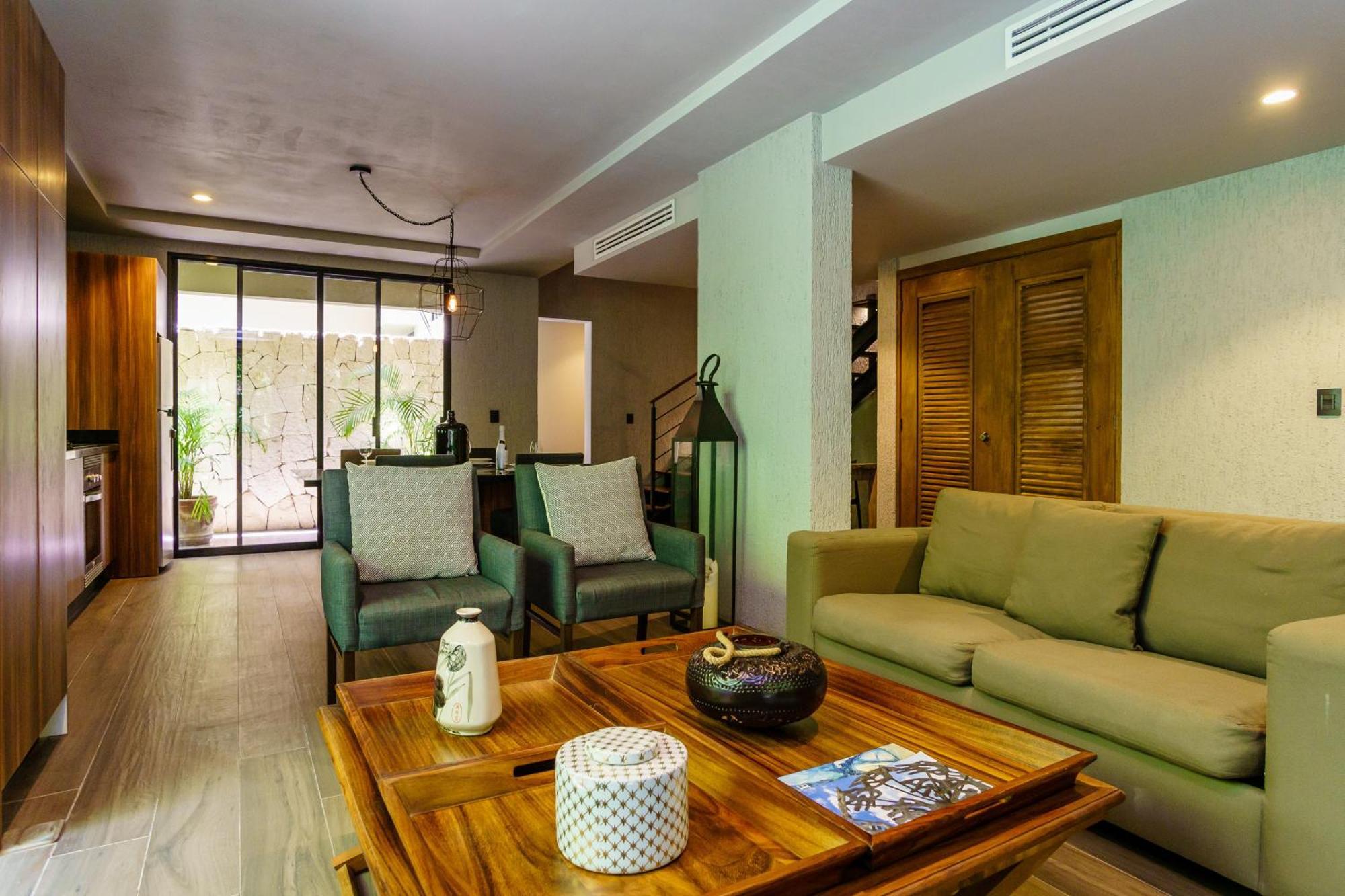 Apartamento Luxurious Oasis Jacuzzi With Art Gallery And Pool