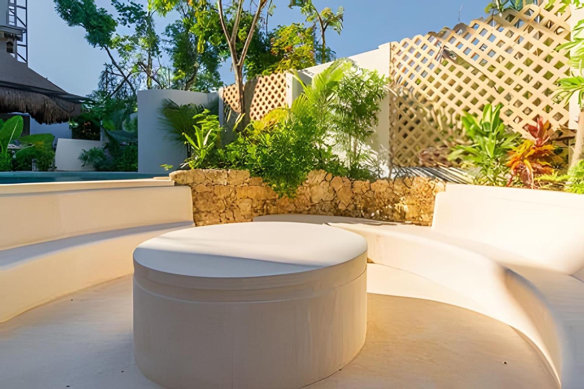 Penthouse With Private Pool Moots 303
