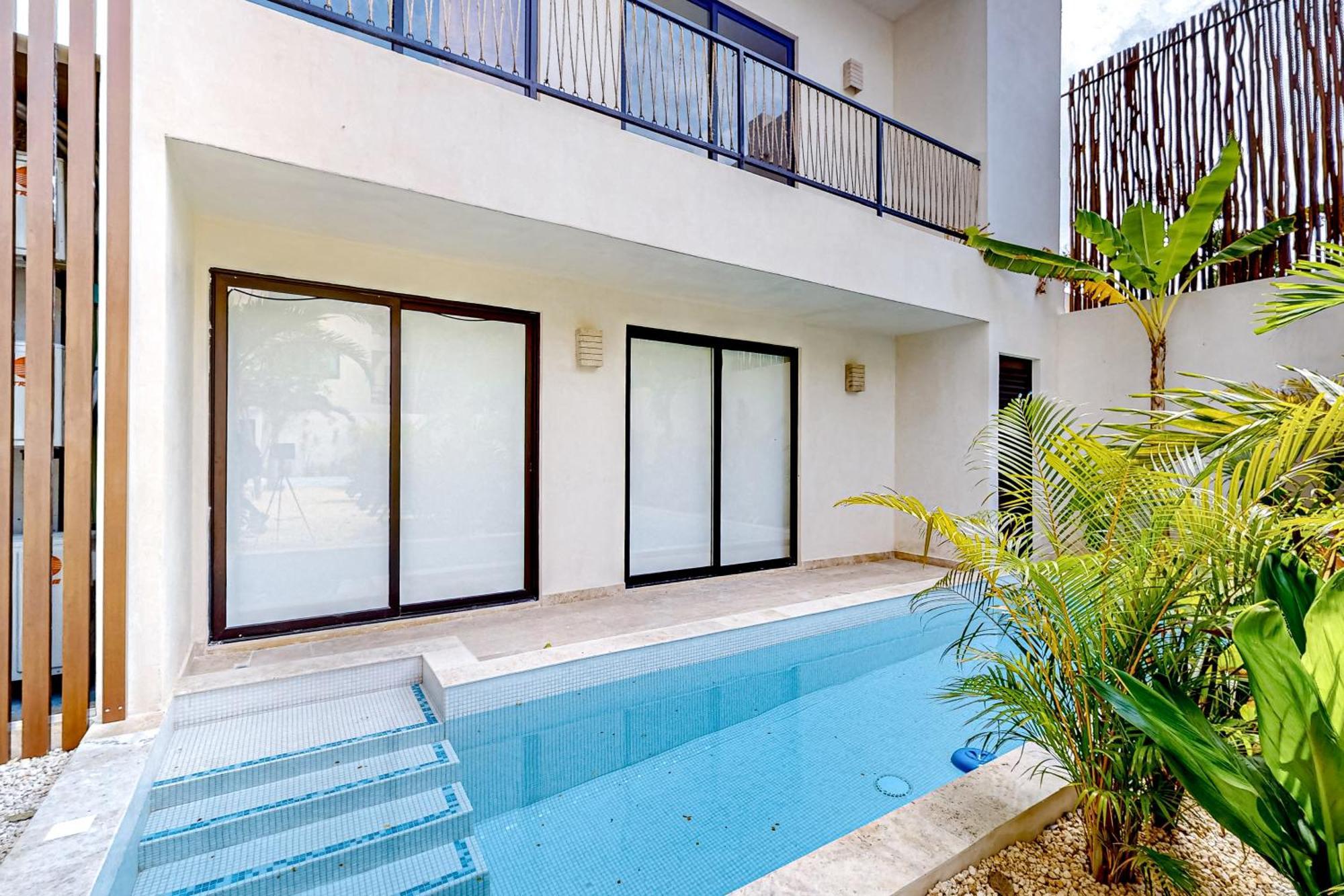 Akua Reserve 10 Hotel *