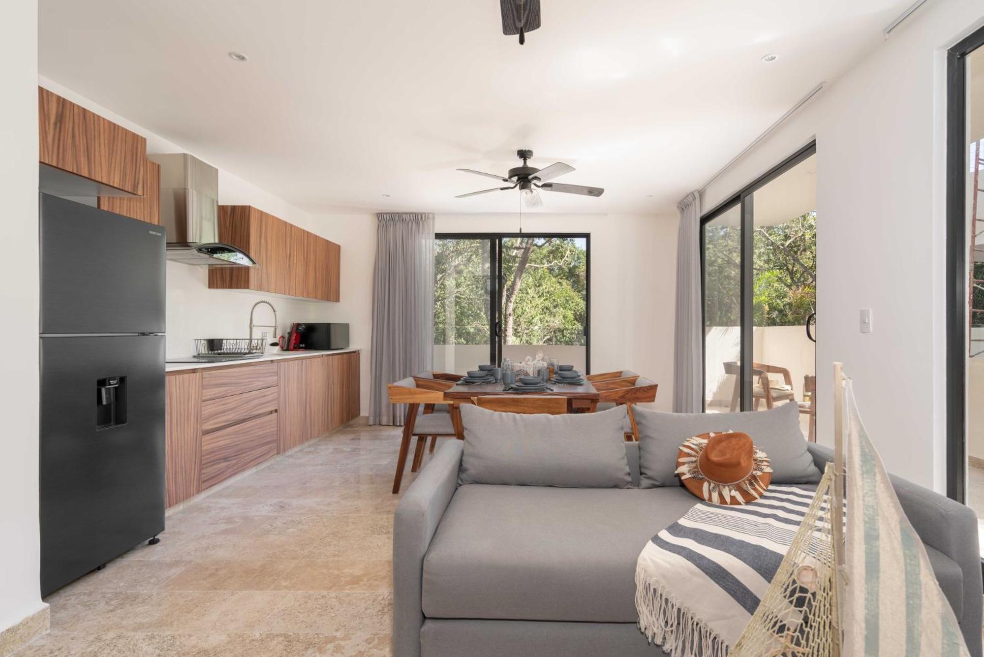 2 Bd With Private Plunge Pool And Terrace Holiday home