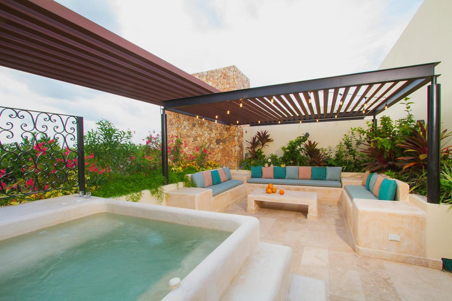 Apartment 3br Penthouse With Private Rooftop And Jacuzzi And Club Access *
