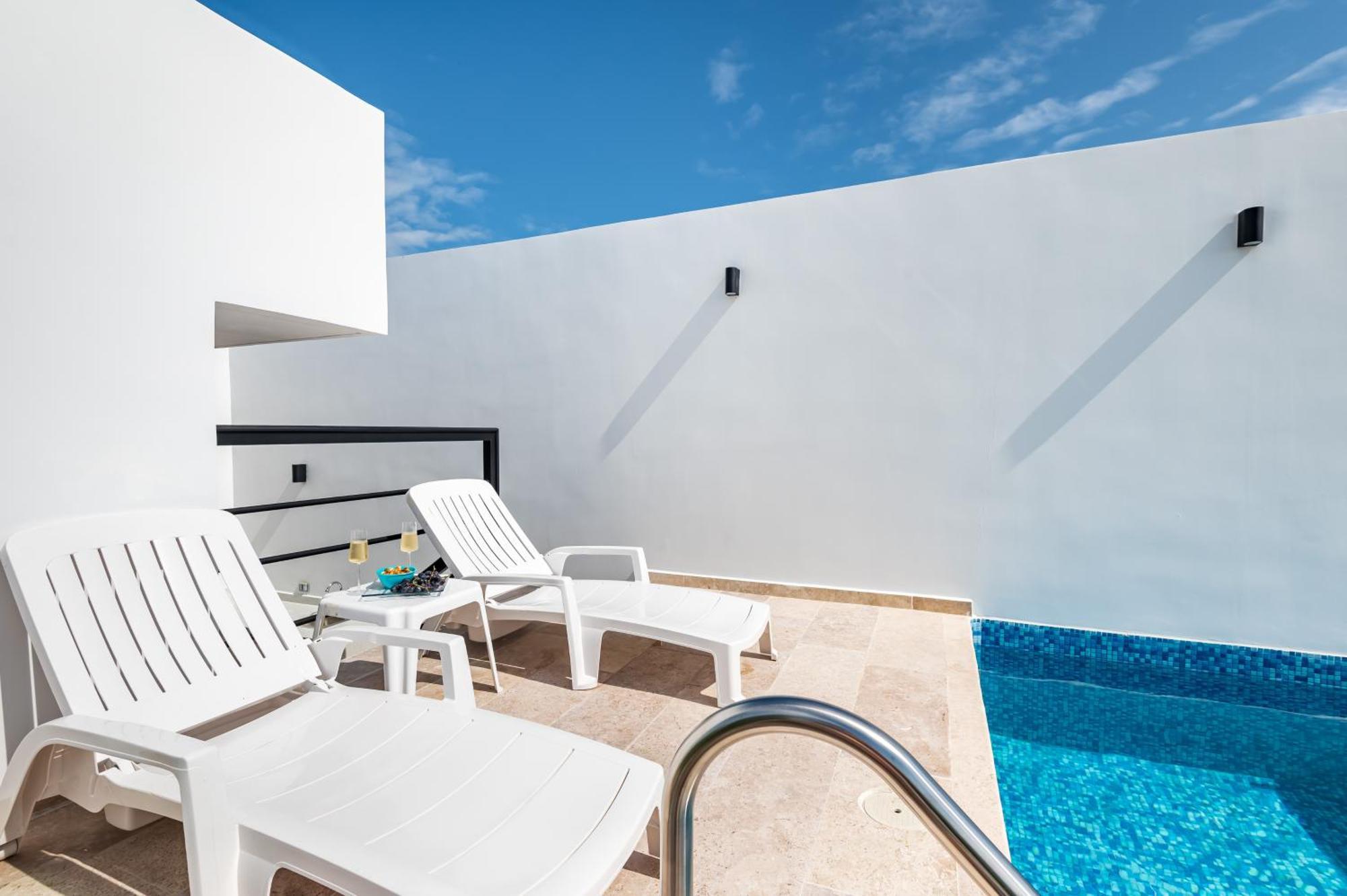 Apartamento City At Menesse *