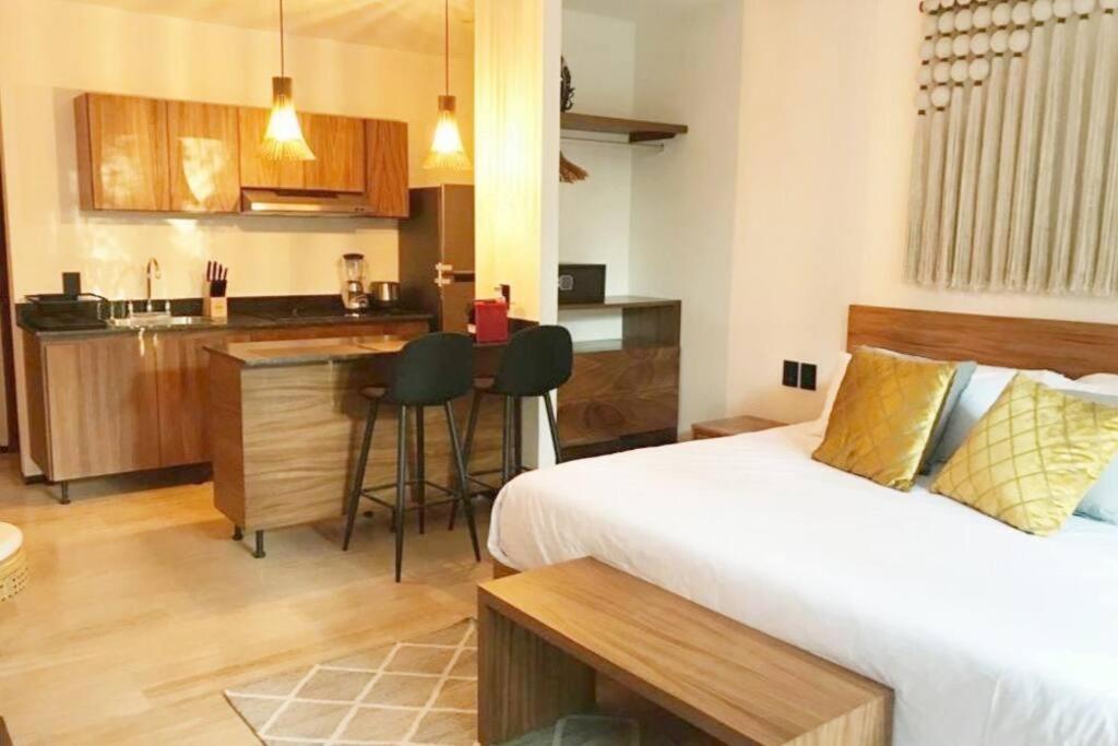 Hyde 104 Enjoy Private Plunge Pool+2 Free Bike+gym+roof Apartment *