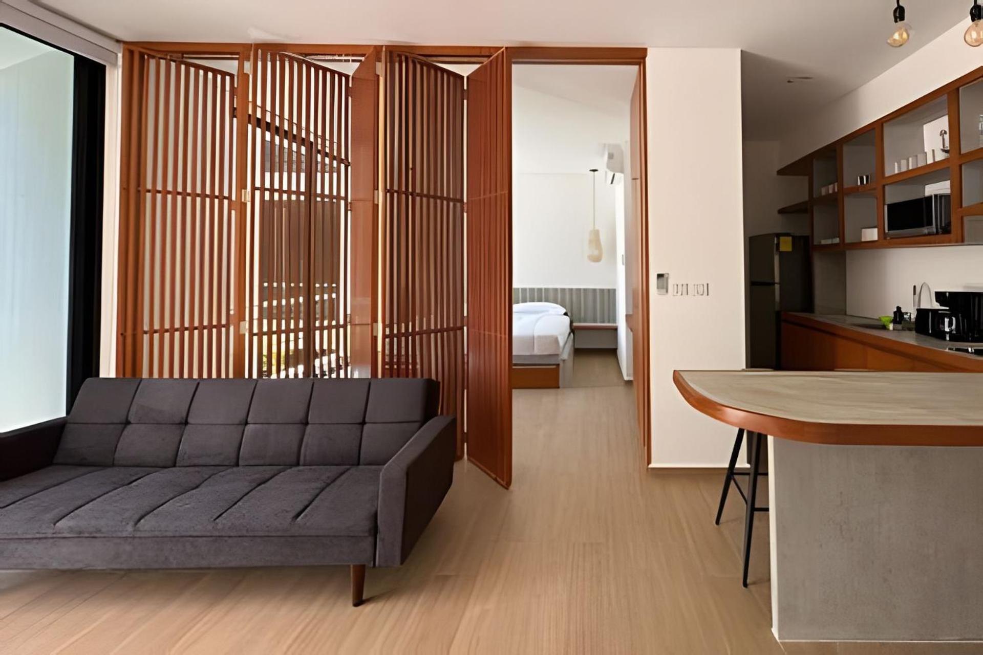 Sak Apartment *