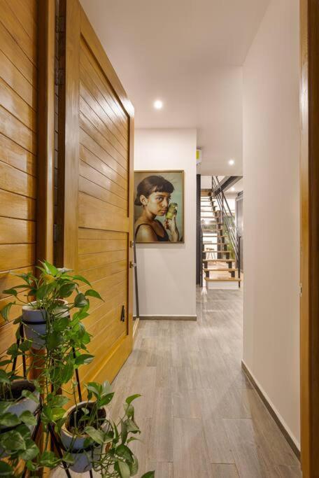 Chic Townhouse With Private Pool And Rooftop View Holiday home