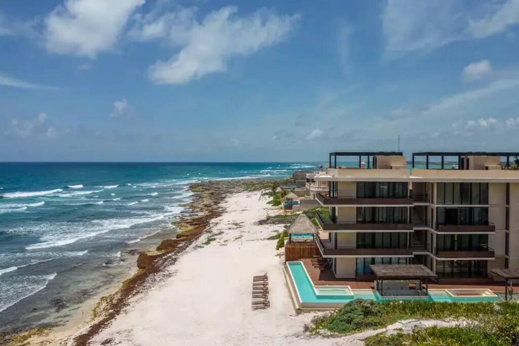 Apartment Luxury Beachfront Penthouse With Private Pool