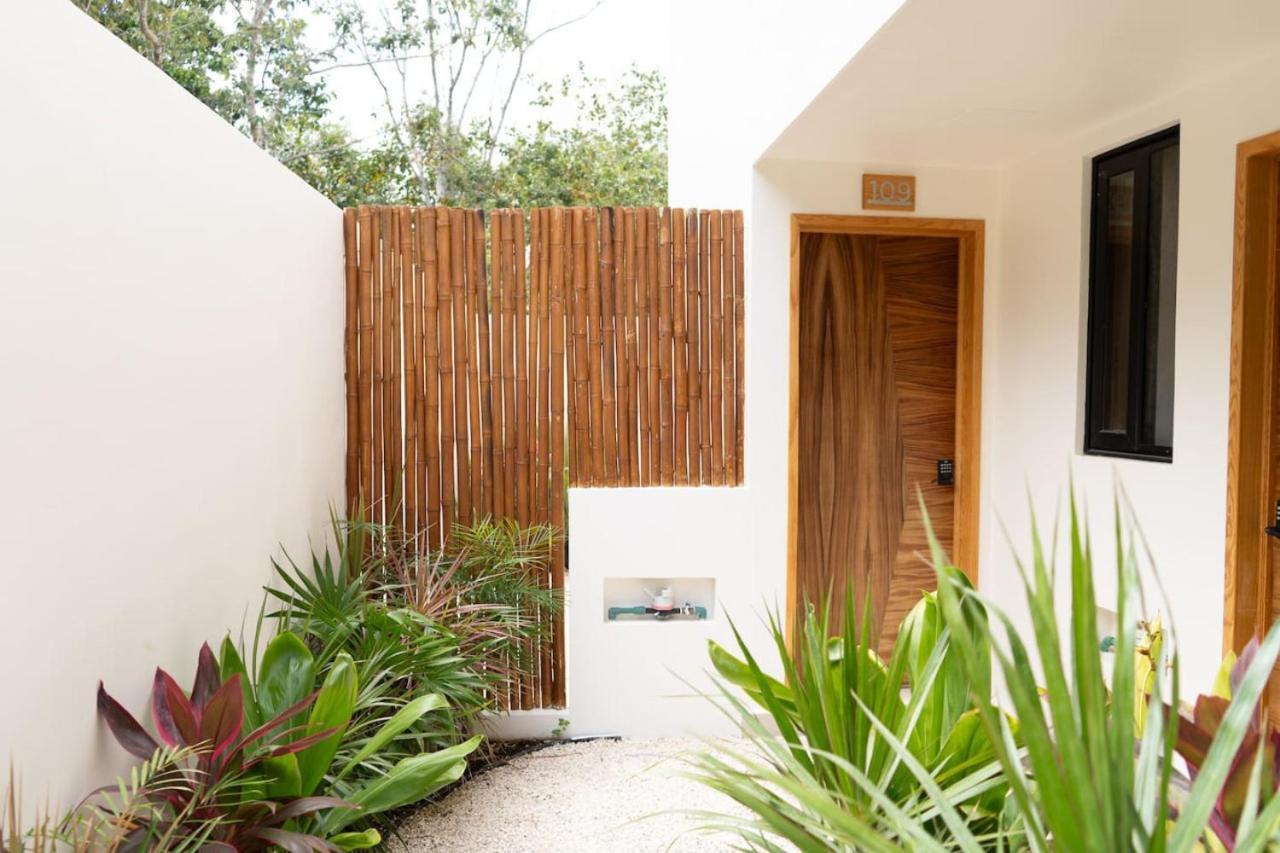 Boho Swim-up With Priv Pool, Terrace , Gym And Bar *