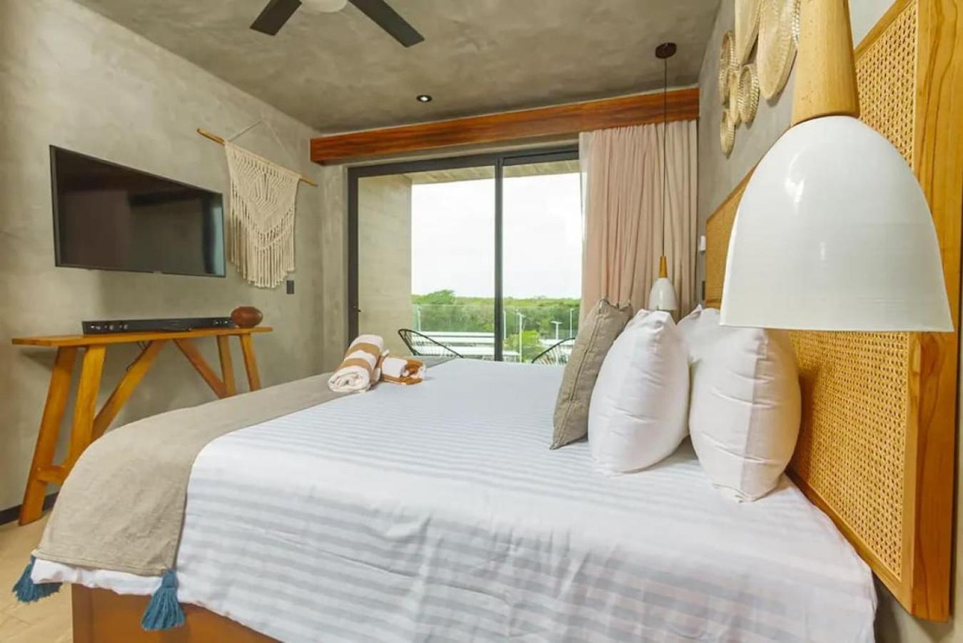 Luxurious Studio Ph With Exclusive Pool Downtown *