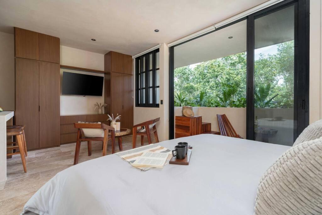 Apartment Amazing Jungle Near Town 200mb Pool *
