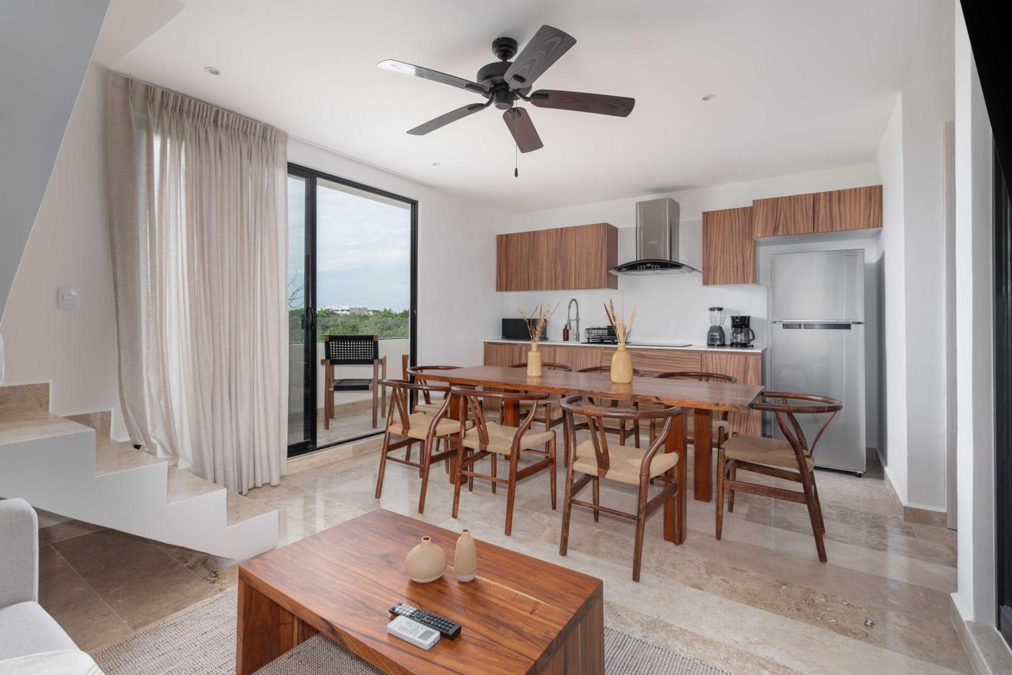 Penthouse With Private Plunge Pool Apartment *