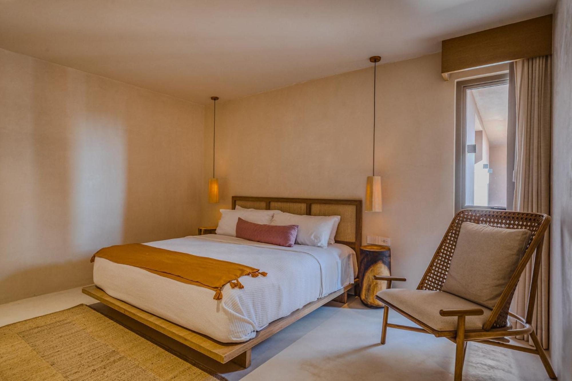 Heavenly 3br Ph W Private Pool, Gym, Yoga Class Apartment